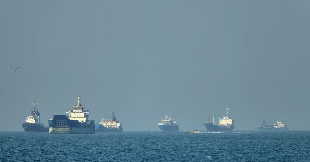 U.S. fires on 2 Iran-flagged tankers as Rubio says U.S. expects response on peace deal today