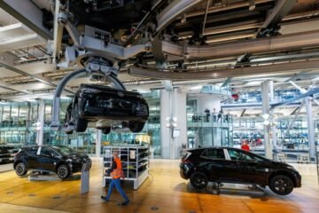 German business morale rises for first time since Iran war