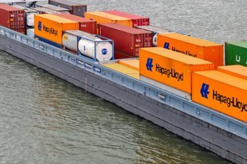 U.S. probing whether Chinese companies cut production of shipping containers before COVID pandemic