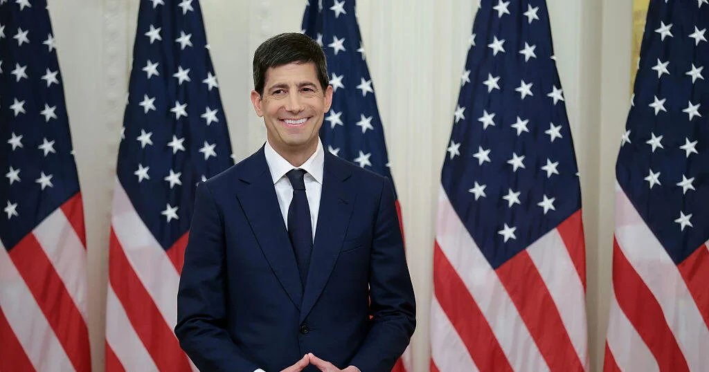 Kevin Warsh sworn in as new Fed chair at White House, replacing Powell