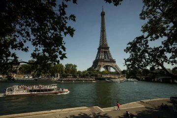 Parisians defy swimming ban to cool off as record heat hits Europe | Climate News