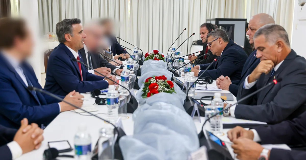 CIA director brought paramilitary leader involved in Maduro capture to Cuba meeting, sources say