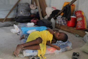 Hundreds displaced, medical services suspended amid gang violence in Haiti | Conflict News