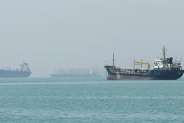 Rubio says “slight progress” in Iran peace talks, but rejects Strait of Hormuz “tolling system”