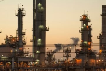 California air regulators update a key climate program, sparking pushback