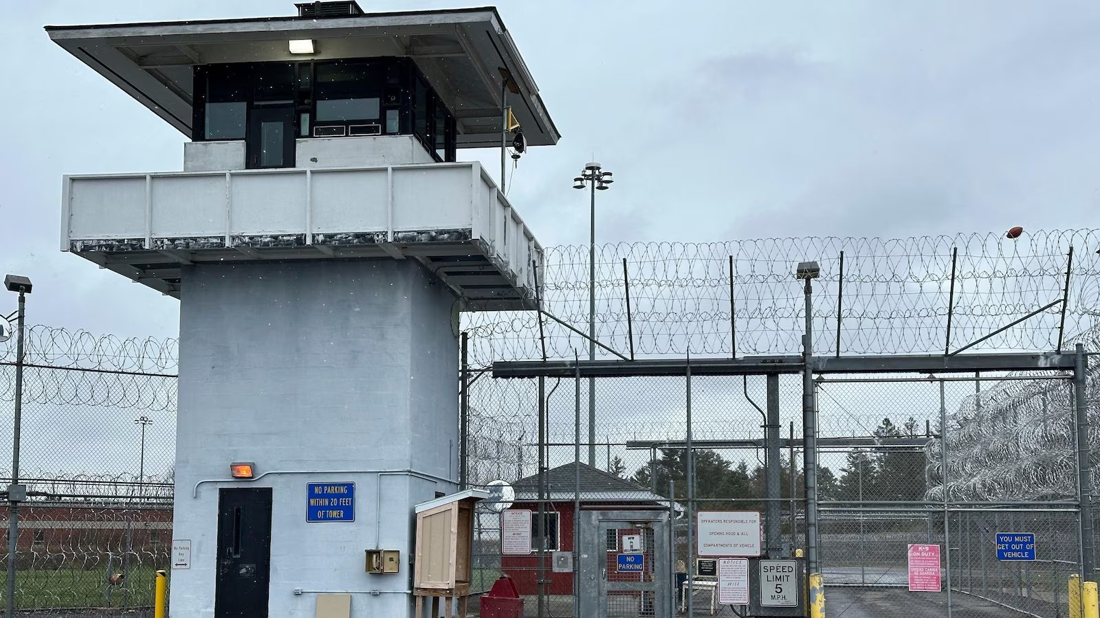 Ex-prison guard pleads guilty to manslaughter in New York inmate’s fatal beating