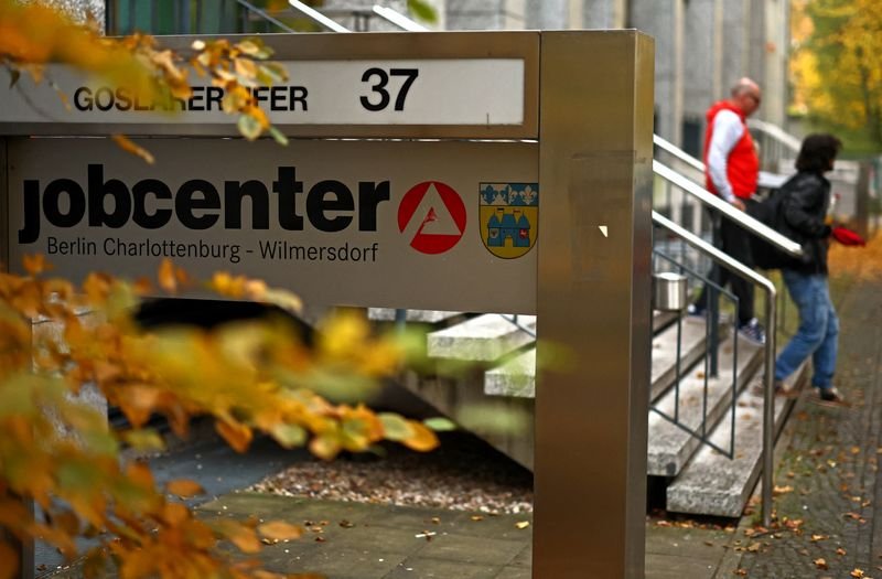 German labour agency faces over 8 billion euro deficit in 2026, report says